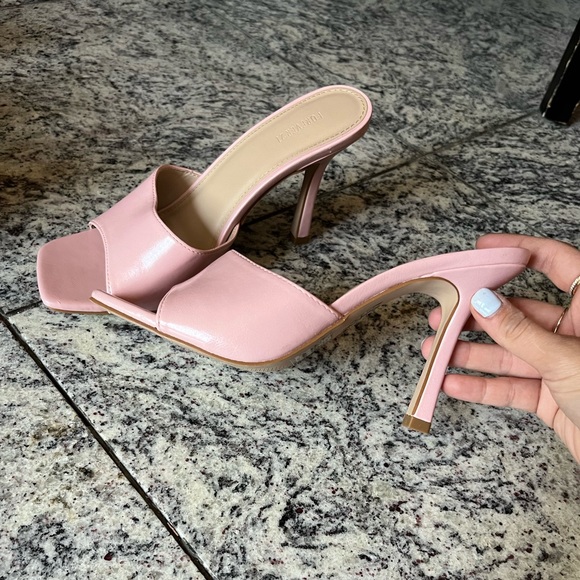 Forever 21 Baby Pink Mules 🎀- Size 8💕 - Picture 2 of 5